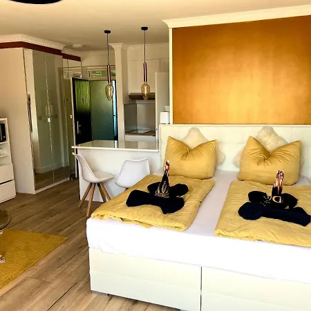 Tiffany's Ferienapartments Sind Alles, Ausser... Gewoehnlich!!! Timmendorfer Strand